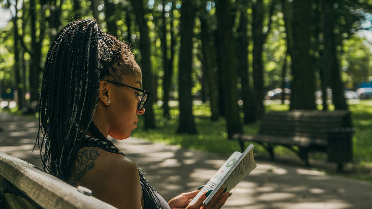 ノルウェイの森のレイコさんと虚言癖を考えるイメージ